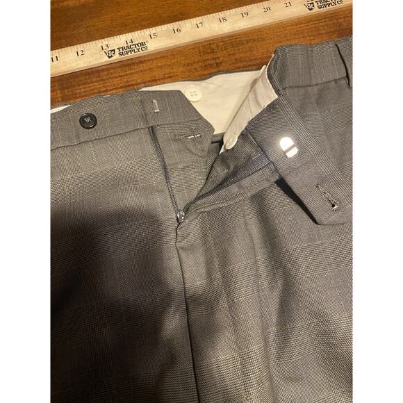 Jos A Bank Suit 58R Mens Plaid Brown 2 Button Traveler Business Blend Pant 52X29 - Picture 9 of 16